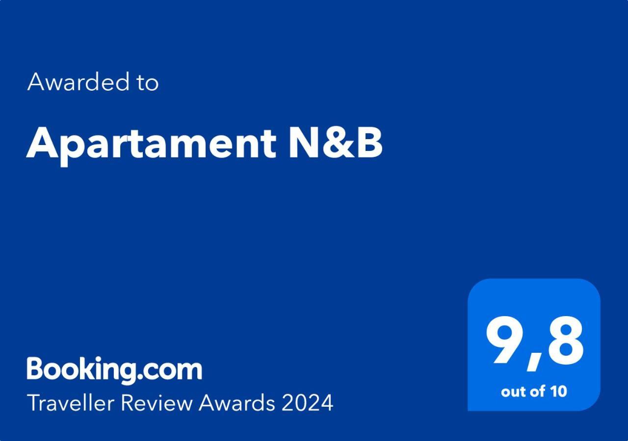 Apartament N&B ชกลาร์สกา ปอเรมบา ภายนอก รูปภาพ